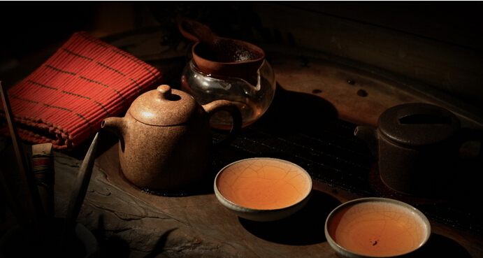 發(fā)霉的普洱茶還能喝嗎？